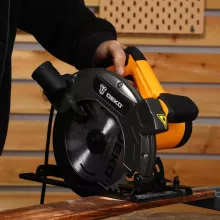 Циркулярная пила DEKO DKCS1900 Laser 1900Вт, 190мм диск, лазерный указатель - 4