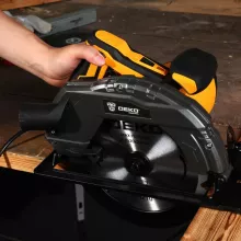 Циркулярная пила DEKO DKCS2300W, 2300Вт, 210мм - 4