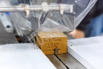 Горизонтальная упаковочная машина HUALIAN DXDZ-450B (3 servo, рег. форм., трансп., попереч. запайки) - 7