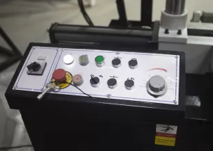 Полуавтоматический ленточнопильный станок Stalex TGK-4235 двухколонный - 7